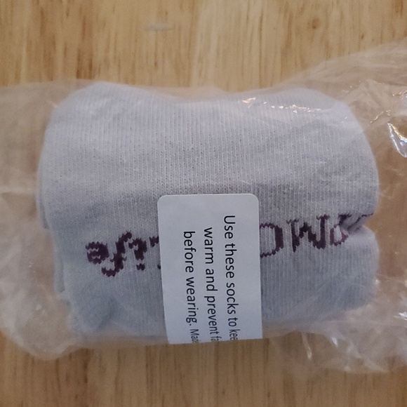 Travel First Aid/Sick Kit - Picture 5 of 10